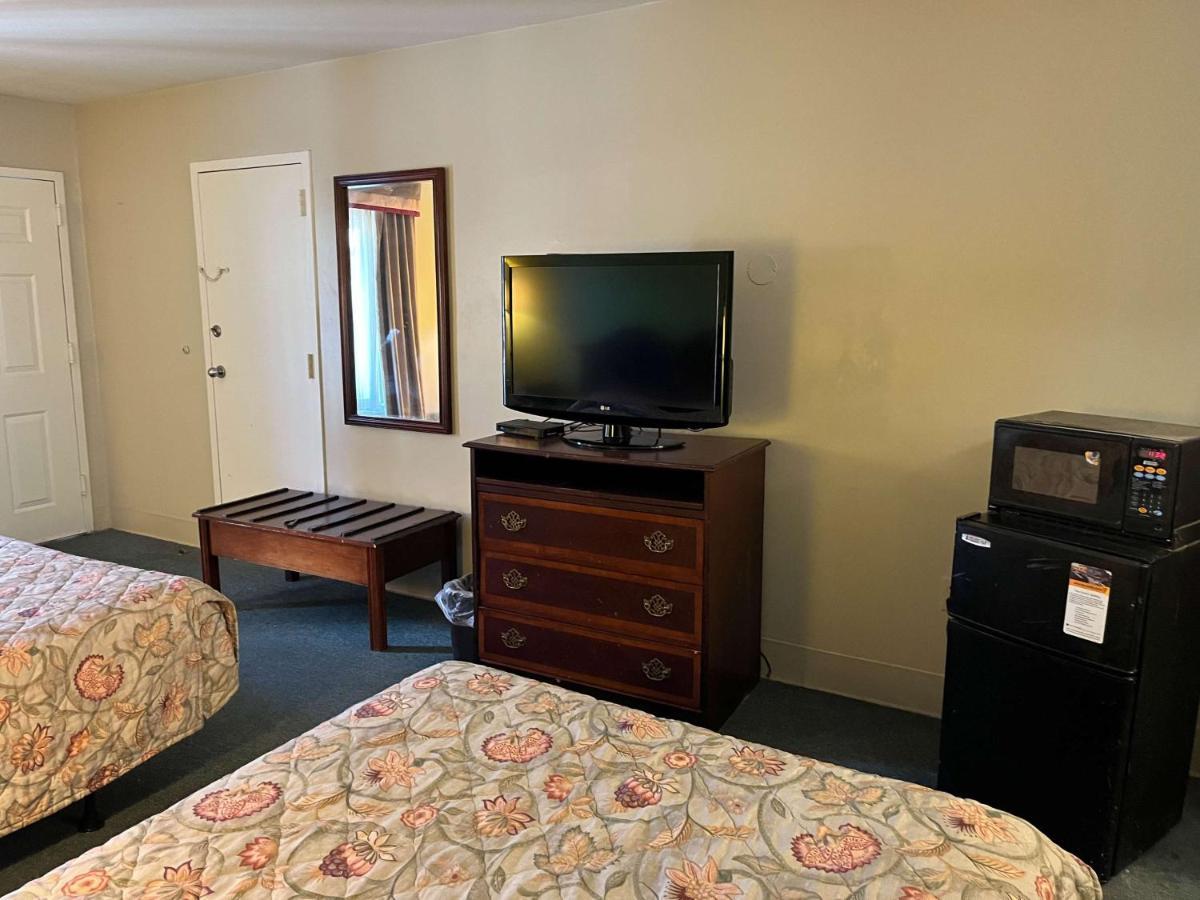 Motel 6 Bracey, Va I 85 Экстерьер фото